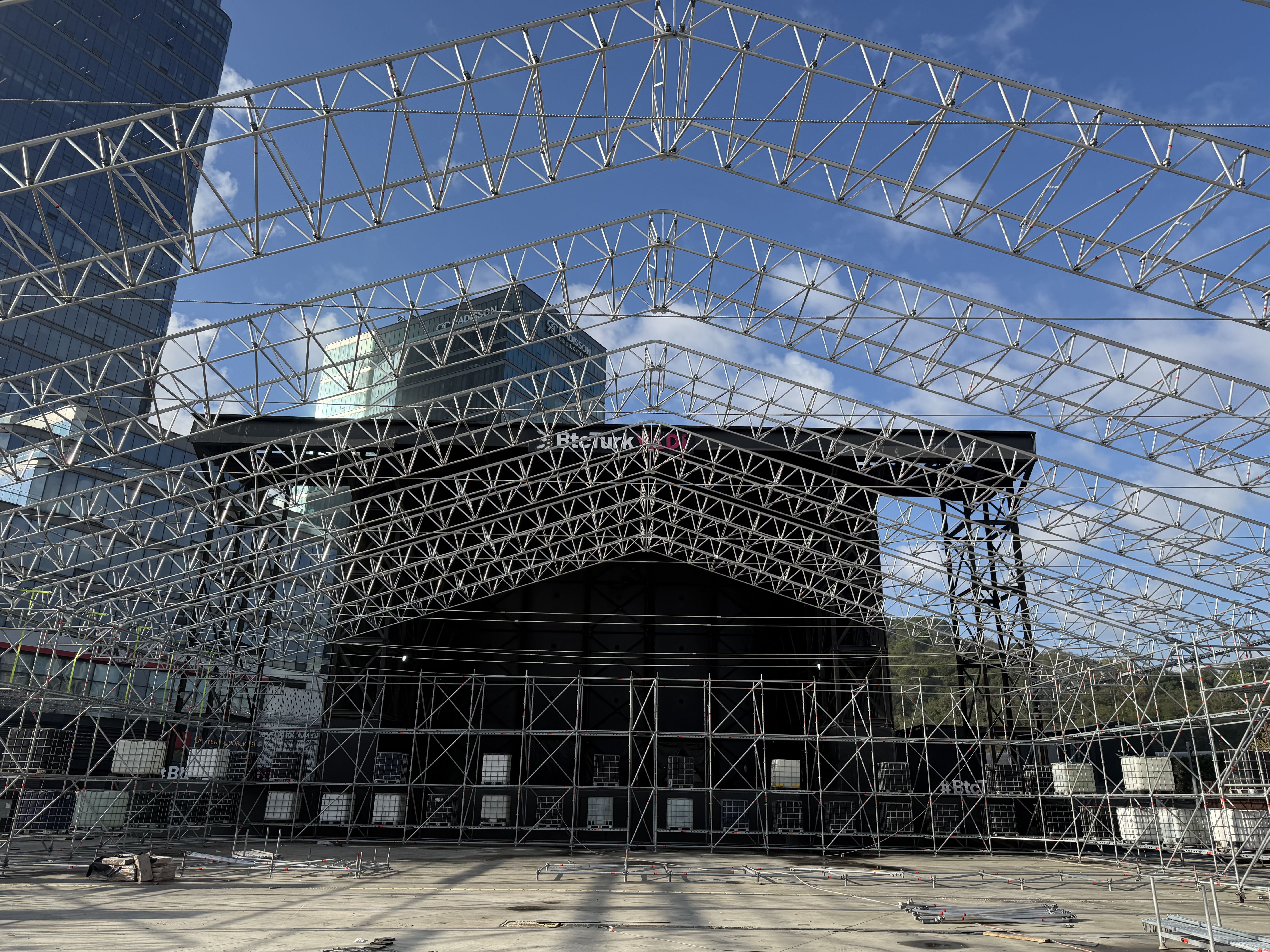 Istanbul Summer Festival — Scaffolding / Stage in Istanbul