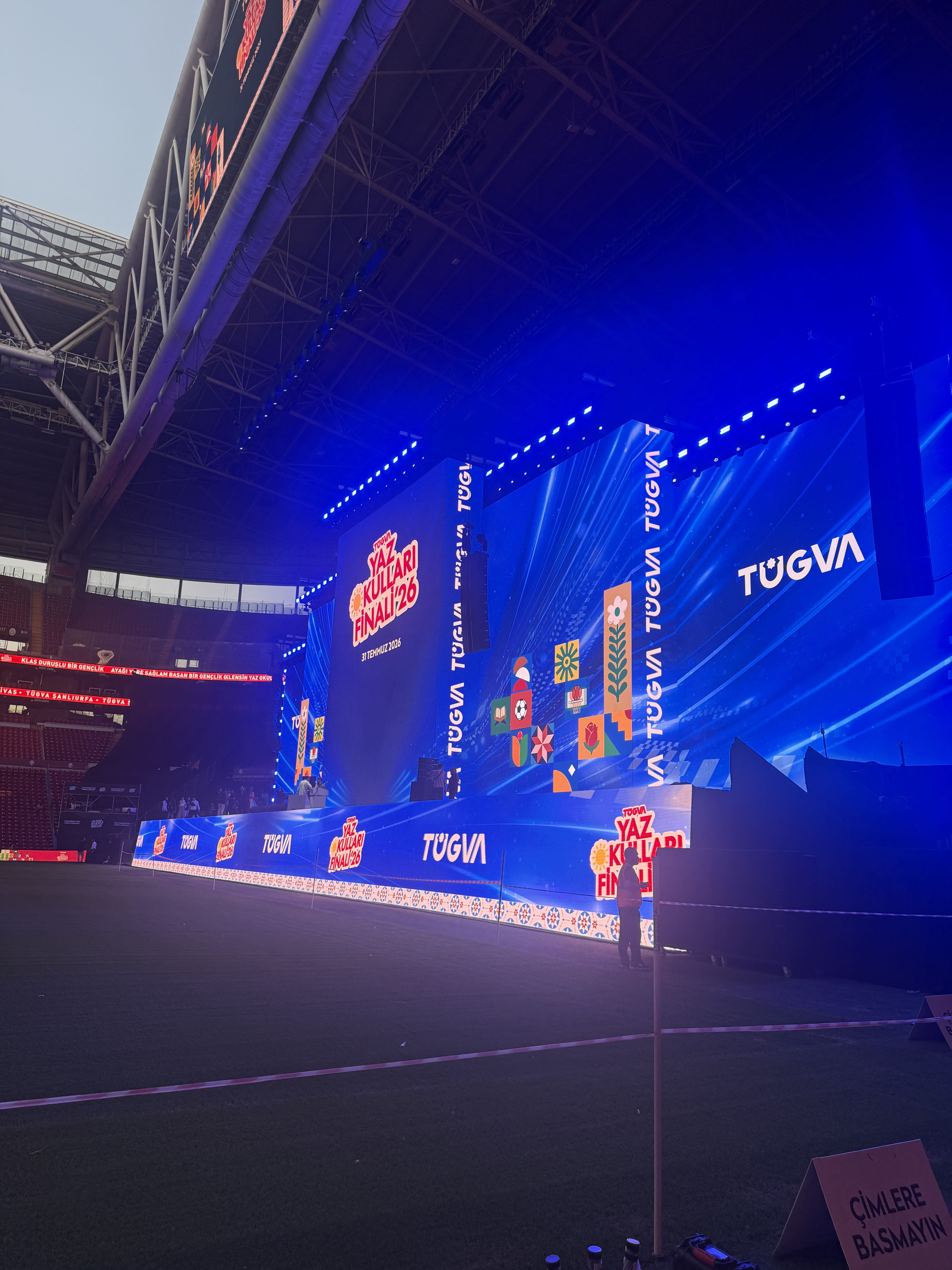 Arena Blackout — Stage / Rigging in Ankara
